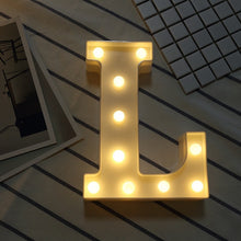 Load image into Gallery viewer, Lampe LED lumineuse lettre veilleuse créative 26 Alphabet anglais numéro batterie lampe romantique décoration de fête de mariage