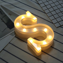 Load image into Gallery viewer, Lampe LED lumineuse lettre veilleuse créative 26 Alphabet anglais numéro batterie lampe romantique décoration de fête de mariage