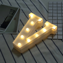 Load image into Gallery viewer, Lampe LED lumineuse lettre veilleuse créative 26 Alphabet anglais numéro batterie lampe romantique décoration de fête de mariage
