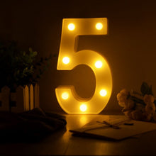 Load image into Gallery viewer, Lampe LED lumineuse lettre veilleuse créative 26 Alphabet anglais numéro batterie lampe romantique décoration de fête de mariage
